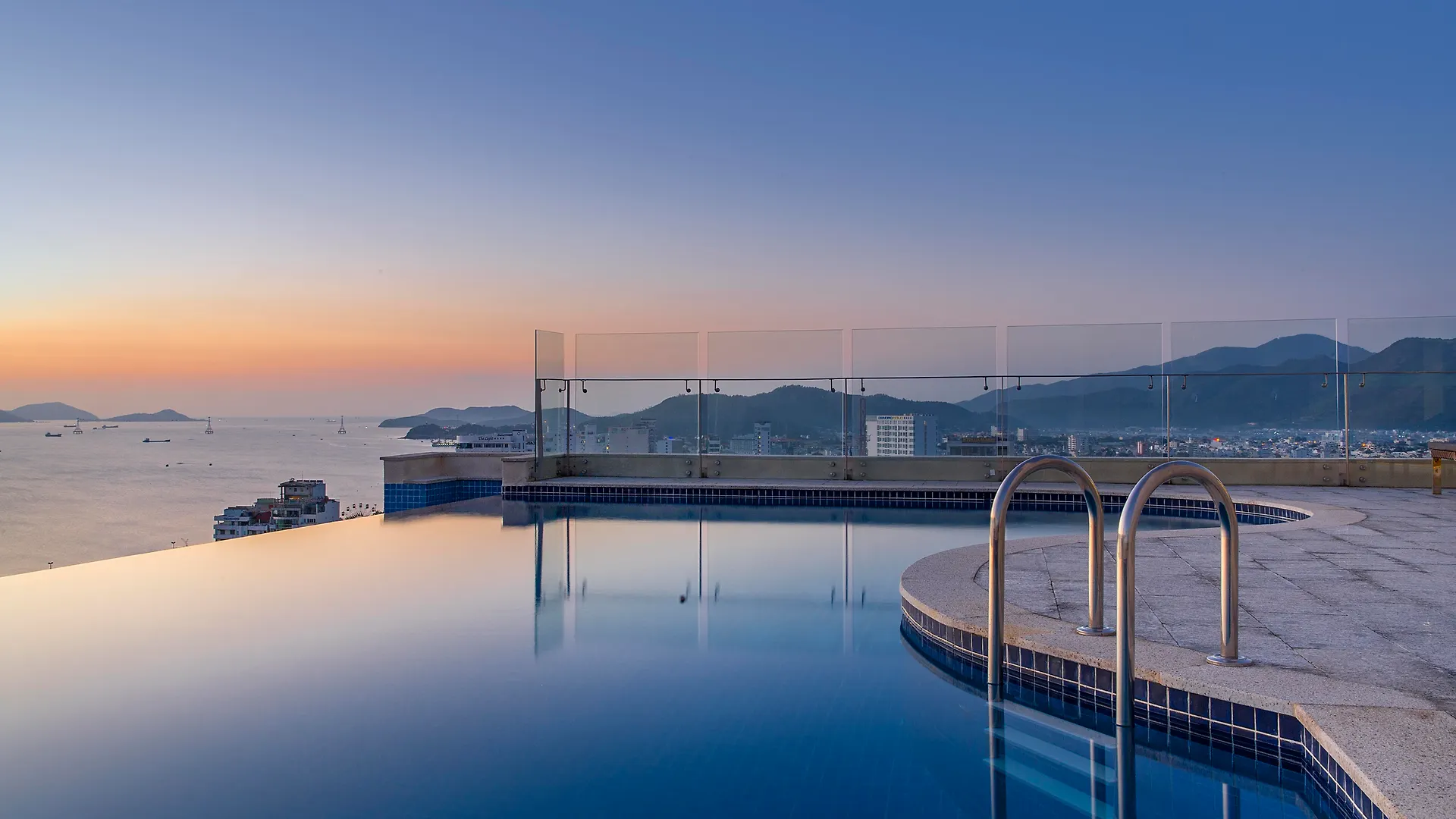 Rosaka Nha Trang Hotel Vietnam
