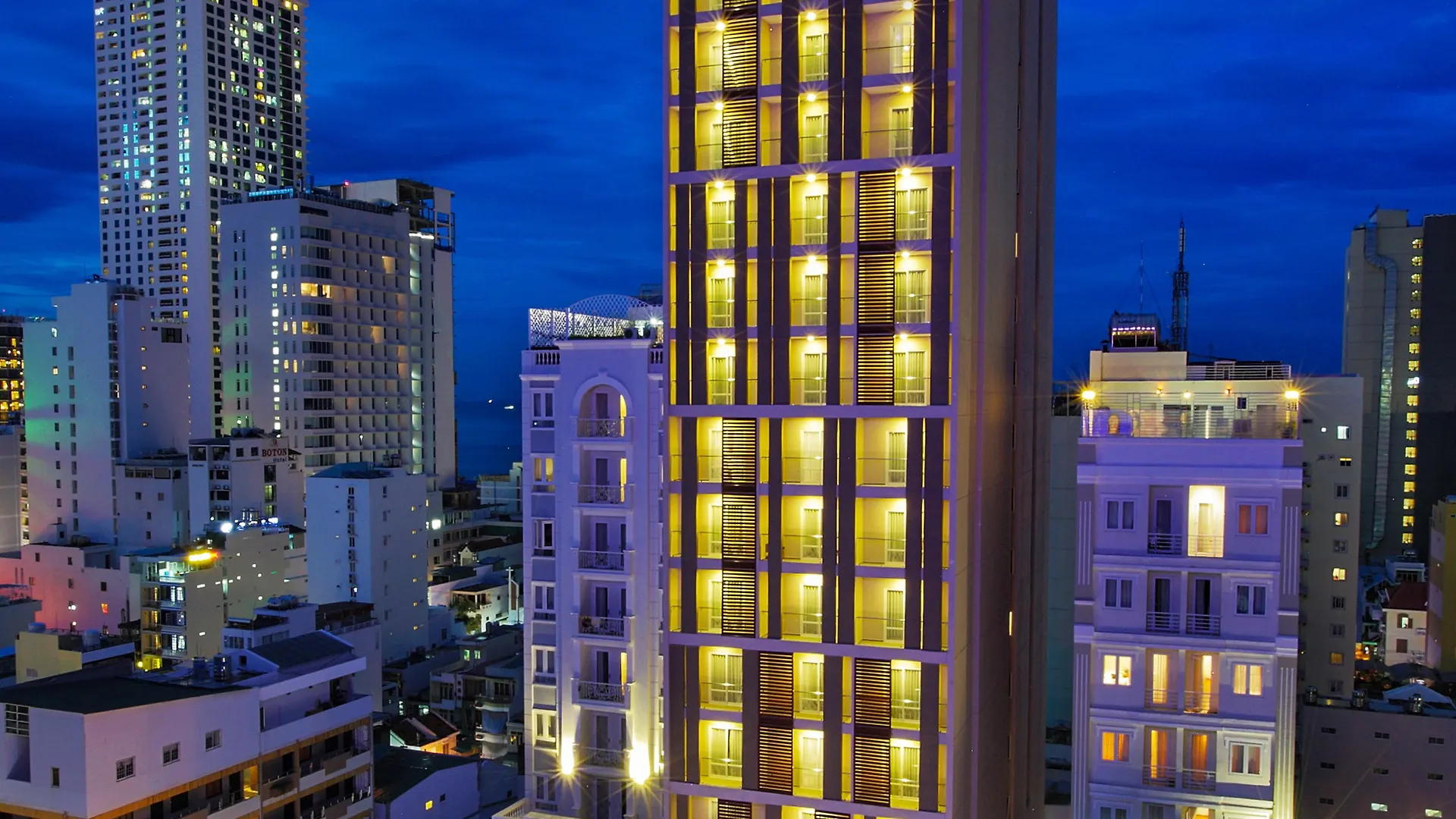 Rosaka Nha Trang Hotel